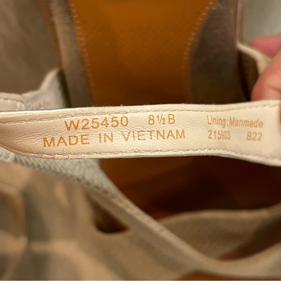 COLE HAAN Sz 8.5B Mikaela Stitchlite Gold Insole Trim Crisscross Sling Sandals - Picture 7 of 8